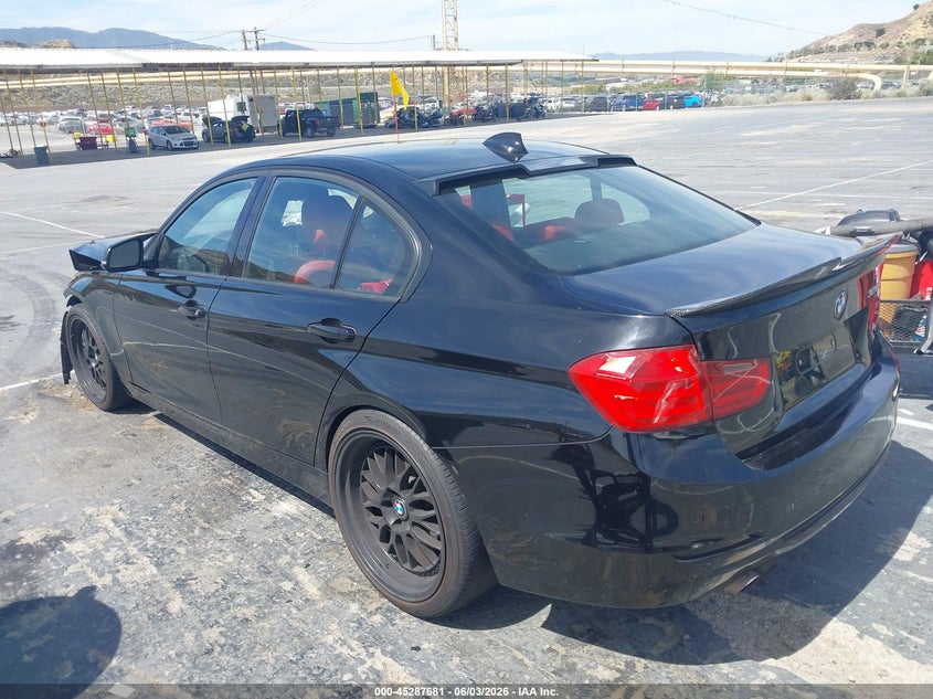 Vin: wba3a5c59df604158, lot: 45785518, bmw 328i 20133