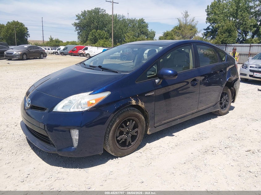 2013 TOYOTA PRIUS auction photo 2