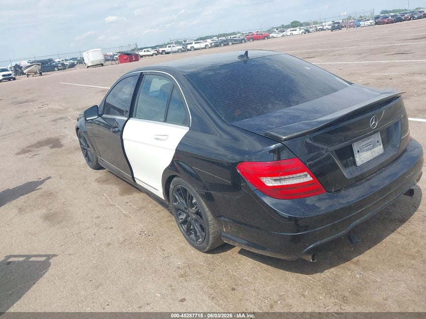Vin: wddgf8ab8dr247415, lot: 45785551, mercedes-benz c 300 luxury 4matic/sport 4matic 20133