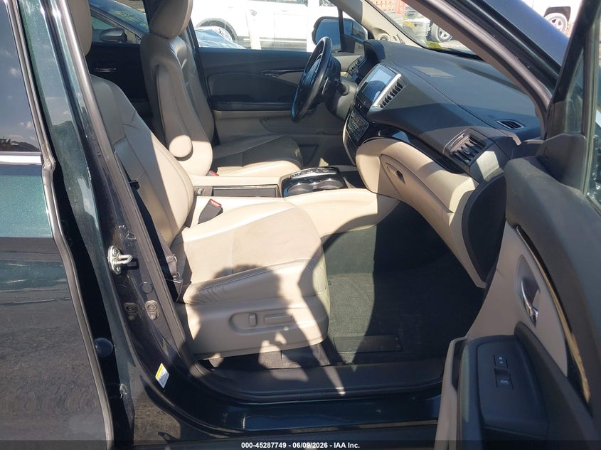 2016 HONDA PILOT auction photo 5