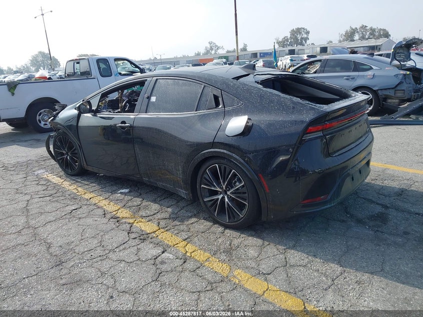 Vin: jtdacaau2r3015789, lot: 45785653, toyota prius xle 20243