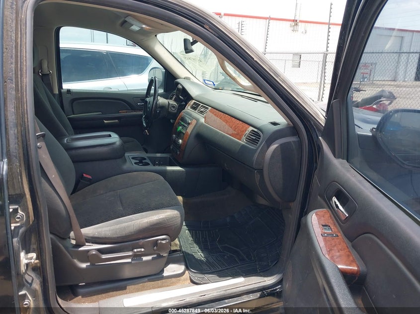 2008 CHEVROLET TAHOE auction photo 5