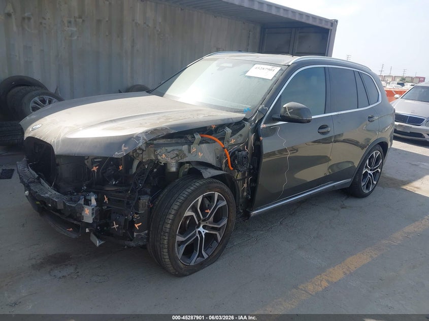 2025 BMW X5 PHEV auction photo 2