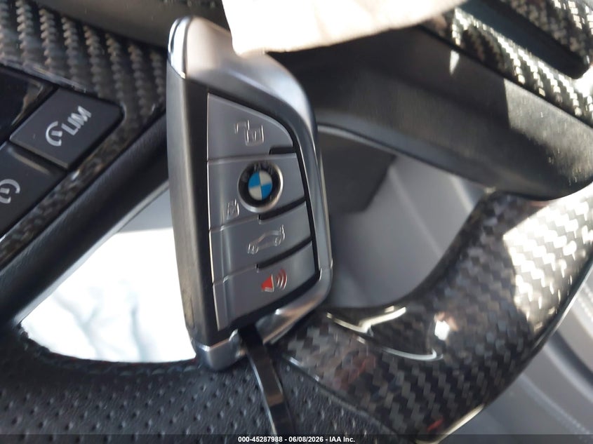 BMW M8 GRAN COUPE - zdjęcie 11