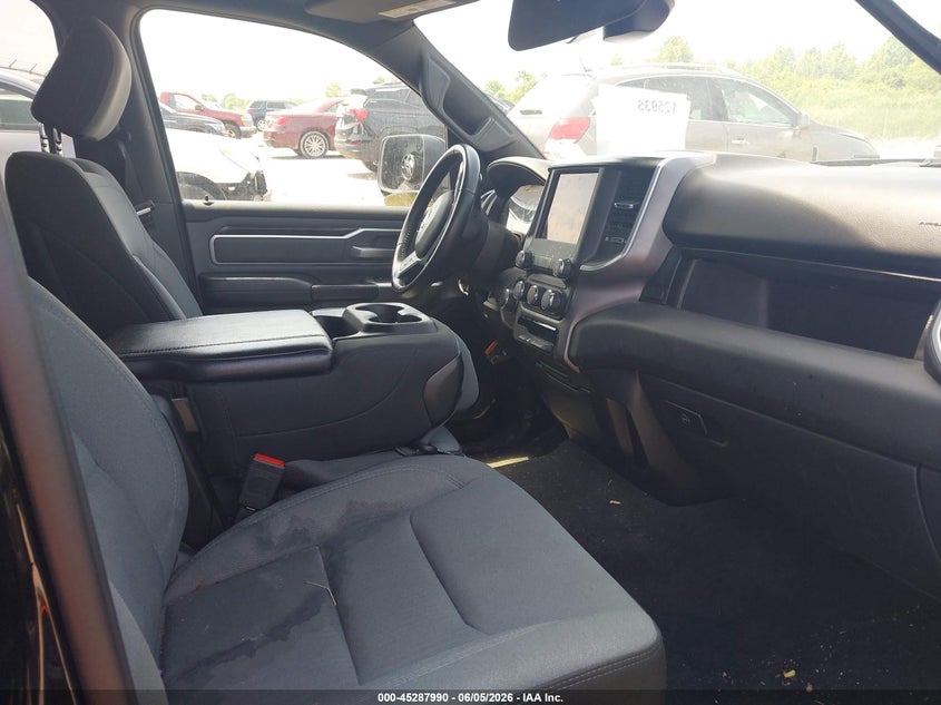 2021 RAM 1500 5.7L V-8 VVT, 395HP(VIN: 1C6SRFBT3MN795683