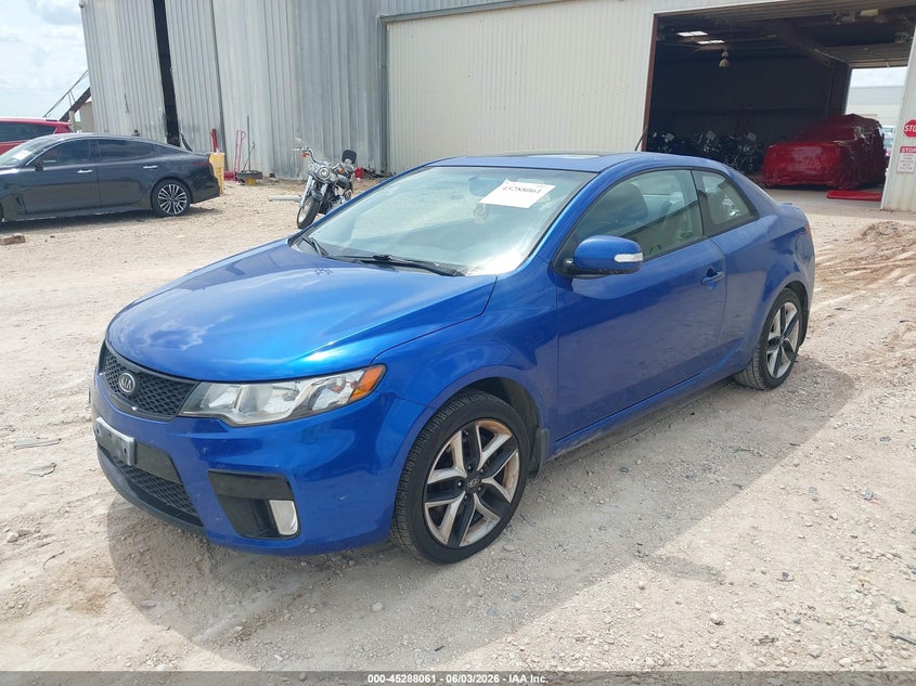 2010 KIA FORTE KOUP auction photo 2