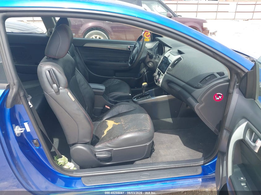 2010 KIA FORTE KOUP auction photo 5