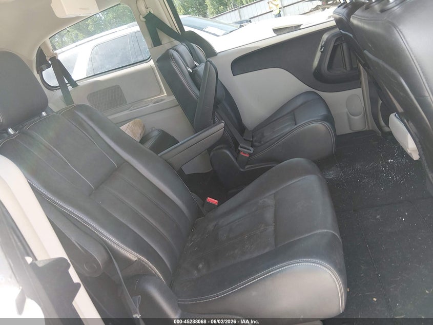 2013 Chrysler Town & Country Touring VIN: 2C4RC1BG5DR631062 Lot: 45288068