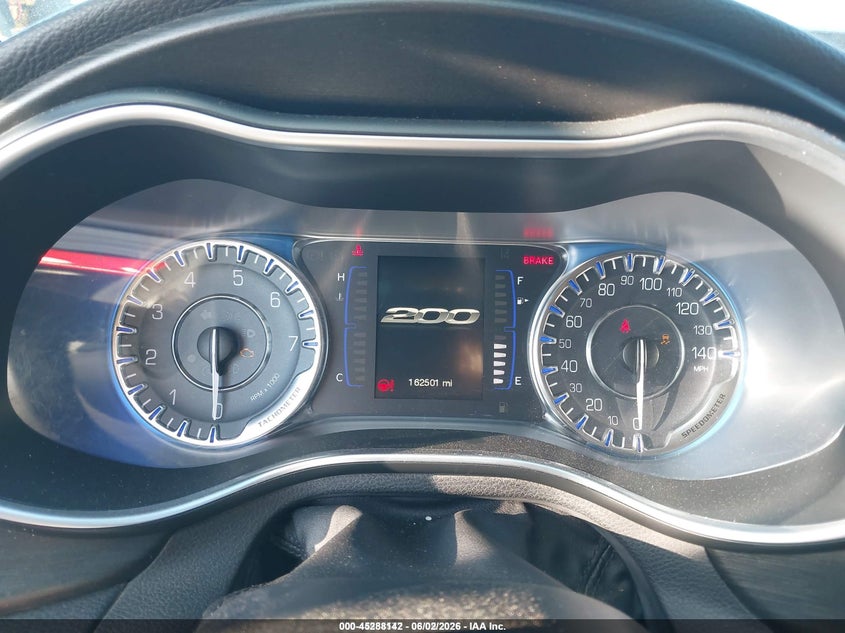 2015 CHRYSLER 200 SEDAN 2.4L I-4 VVT, 184HP
