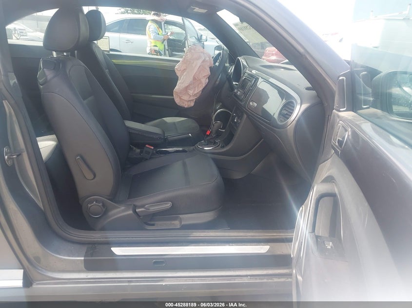 2012 Volkswagen Beetle 2.5 2.5L grey Lot 111045288189 Vin 3VWJP7AT3CM660467