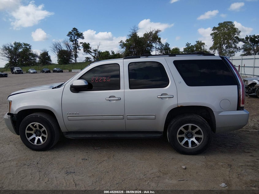 2010 Chevrolet Tahoe Lt VIN: 1GNUKBE03AR274989 Lot: 45288225