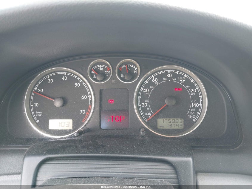 2002 Volkswagen Passat Gls VIN: WVWPD63B02P184630 Lot: 45288253