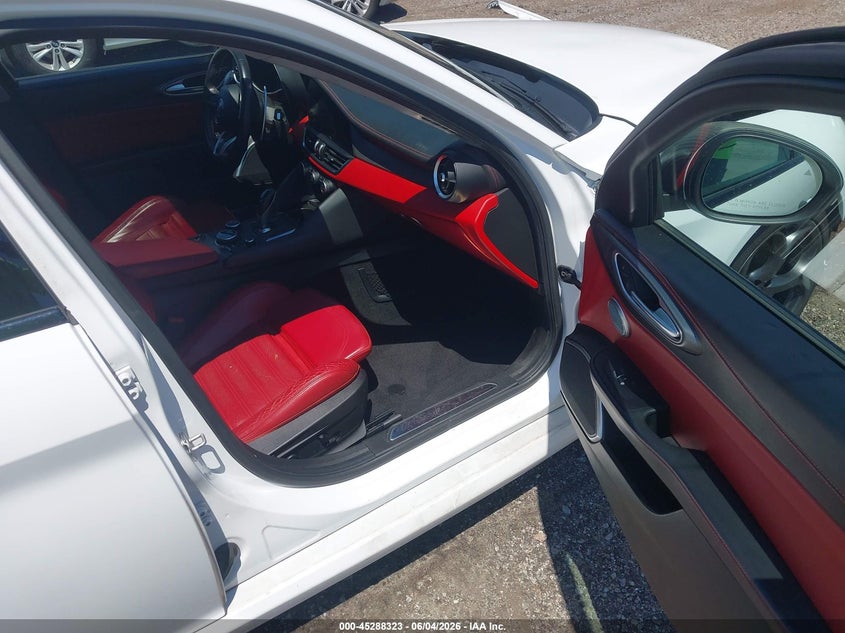 2018 ALFA ROMEO GIULIA auction photo 5