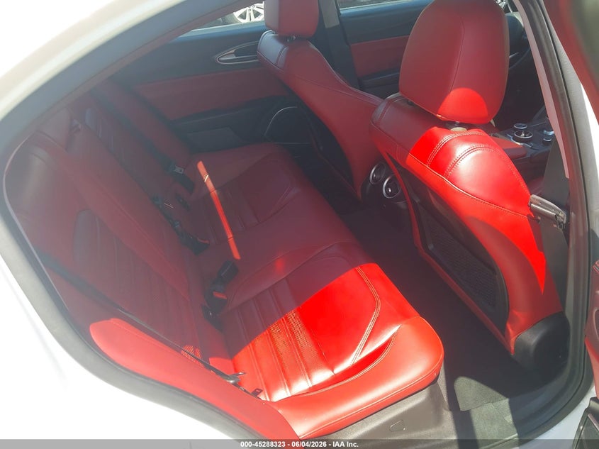 2018 ALFA ROMEO GIULIA auction photo 8