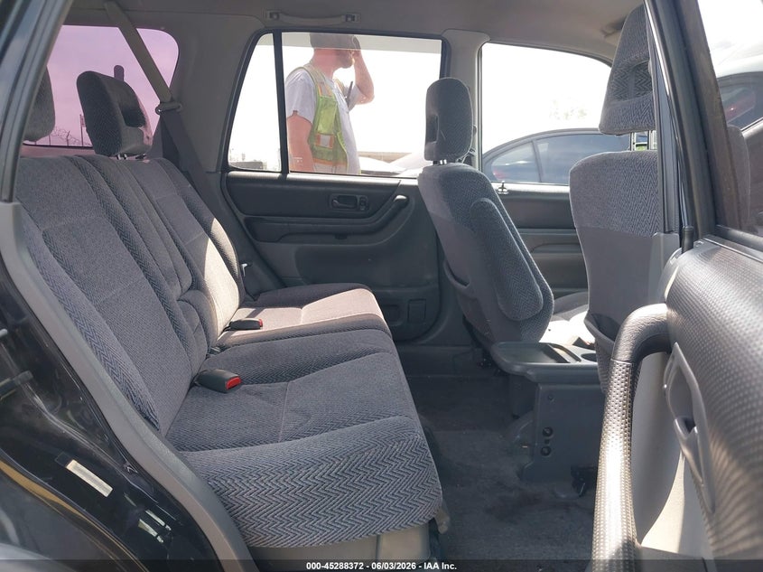 1998 Honda Cr-V Lx VIN: JHLRD2842WC012112 Lot: 45288372