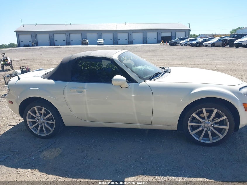 2006 Mazda Mx-5 Sport VIN: JM1NC25F960107384 Lot: 45288425