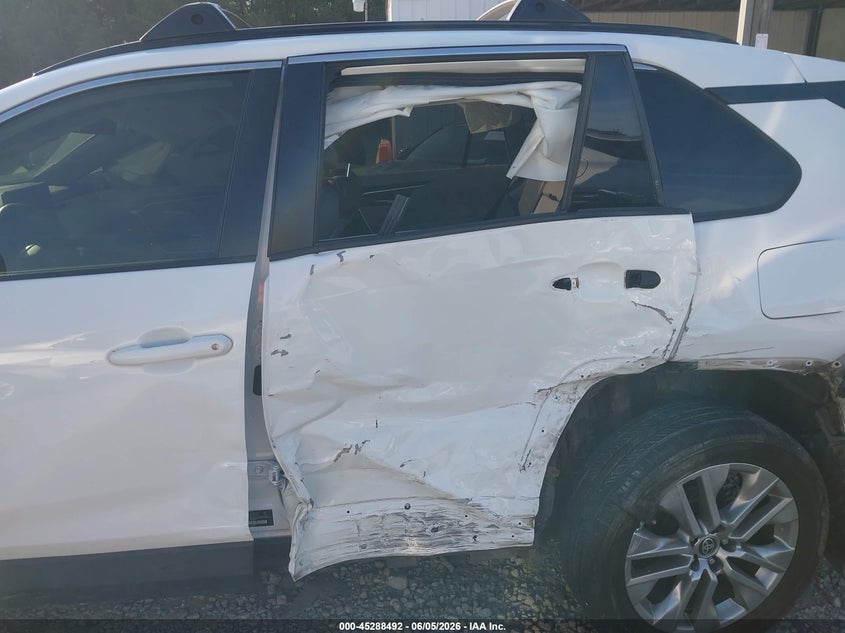 2020 Toyota Rav4 Xle VIN: JTMW1RFV2LD052628 Lot: 45288492