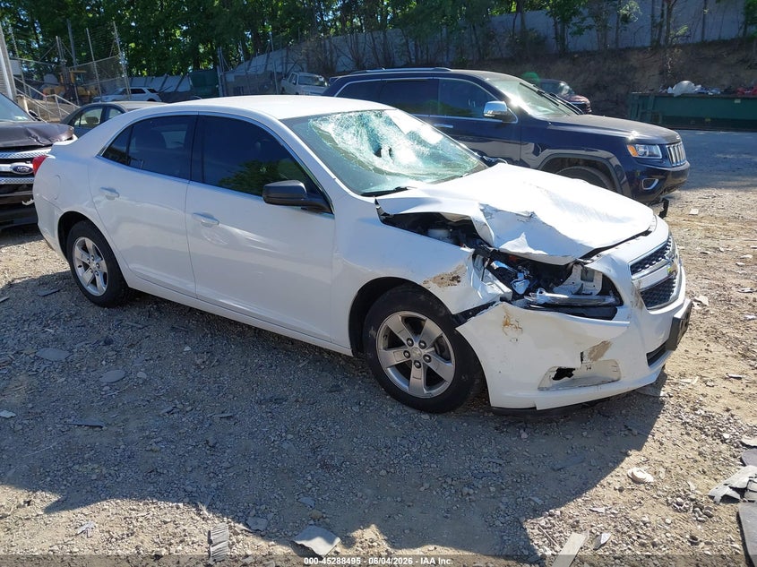 Vin: 1g11b5sa6df144844, lot: 45786331, chevrolet malibu 1ls 2013 img_1