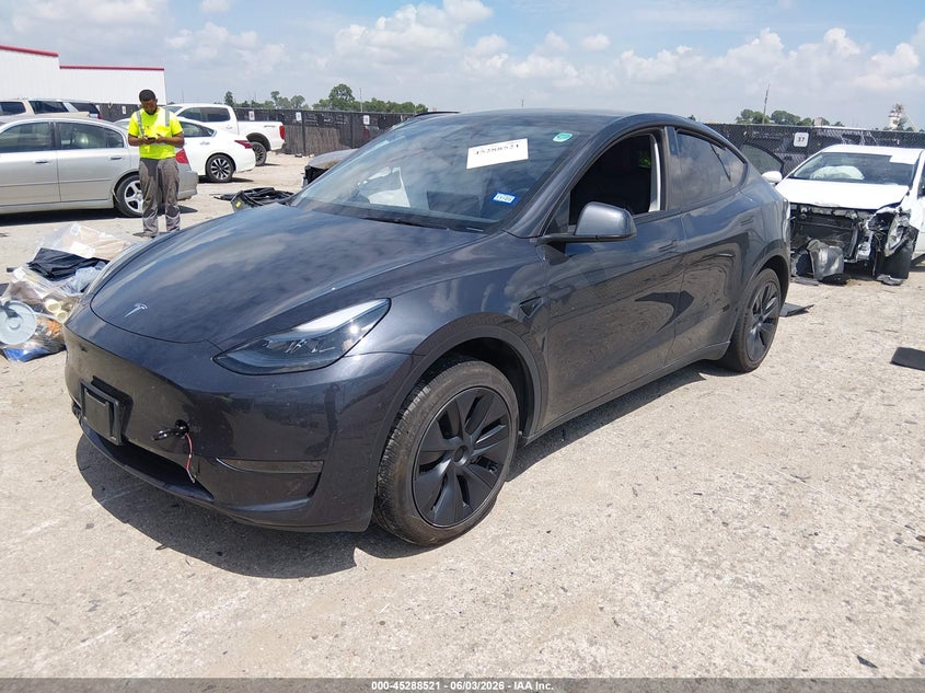Vin: 7saygded7sa347251, lot: 45786357, tesla model y long range dual motor rear-wheel drive 20252