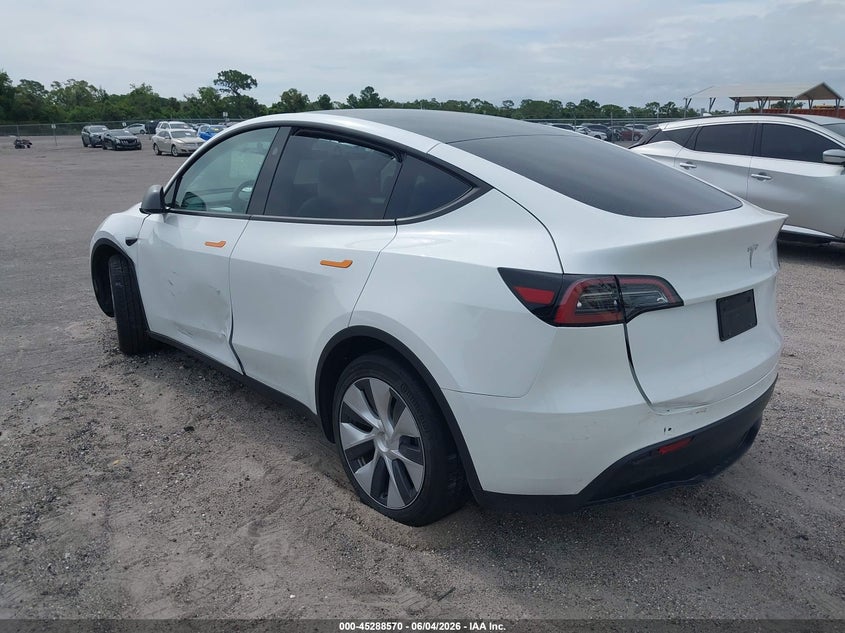 Vin: 7saygded7rf041180, lot: 45786405, tesla model y long range single motor rear-wheel drive/rwd 20243