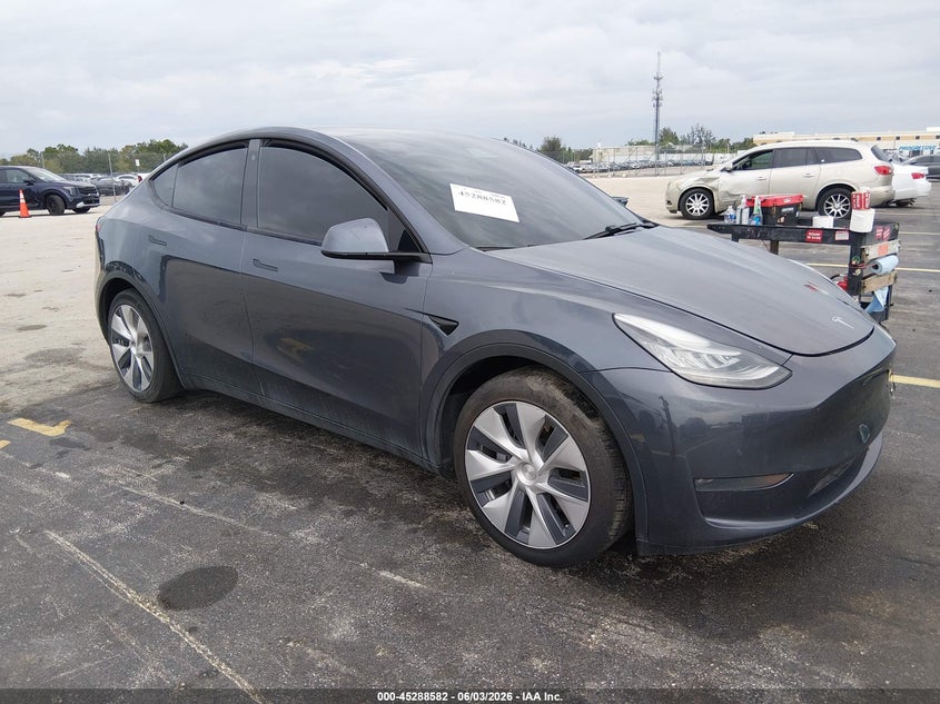 Vin: 5yjygdee4lf047998, lot: 45786418, tesla model y long range dual motor all-wheel drive 2020 img_1