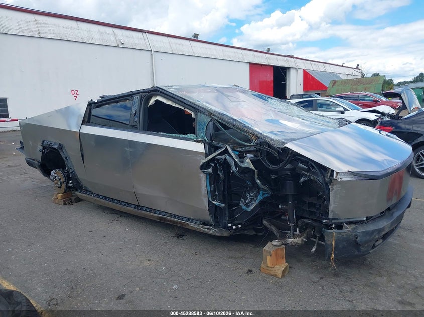 2026 TESLA CYBERTRUCK auction photo 6