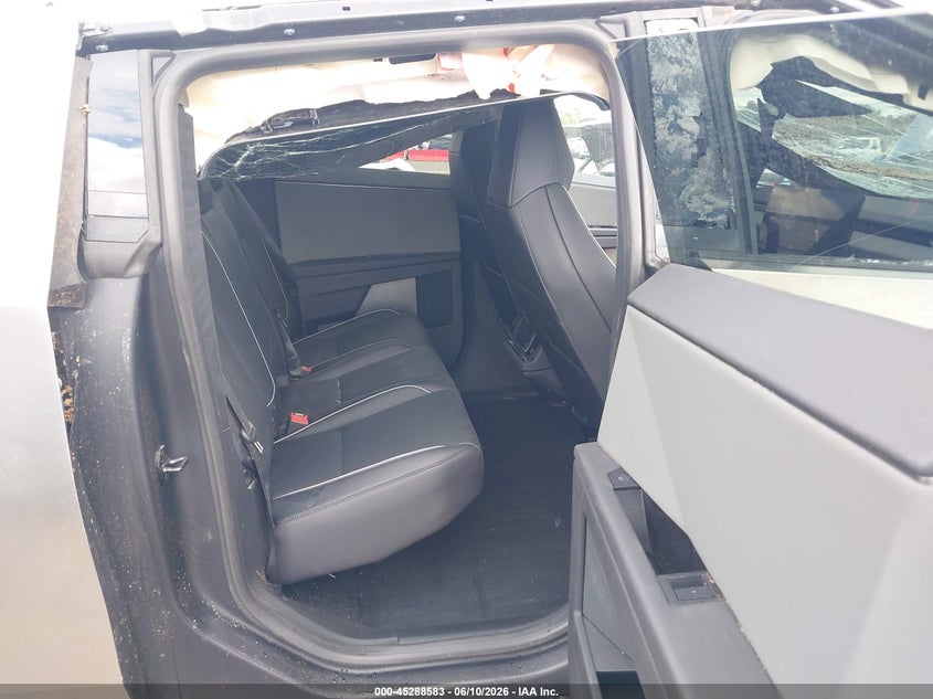2026 TESLA CYBERTRUCK auction photo 8