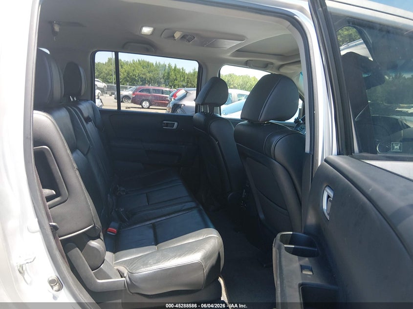 5FNYF4H67CB043967 2012 Honda Pilot 3.5 Ex-L silver