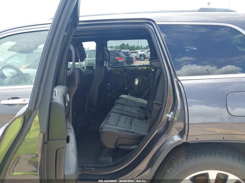 AtlanticExpress - Jeep Grand Cherokee