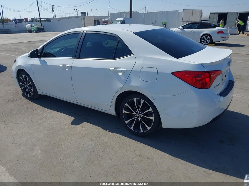 2017 TOYOTA COROLLA auction photo 3