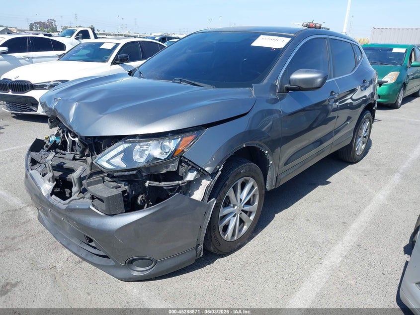 2018 Nissan Rogue Sport S JN1BJ1CPXJW159842 photo 1