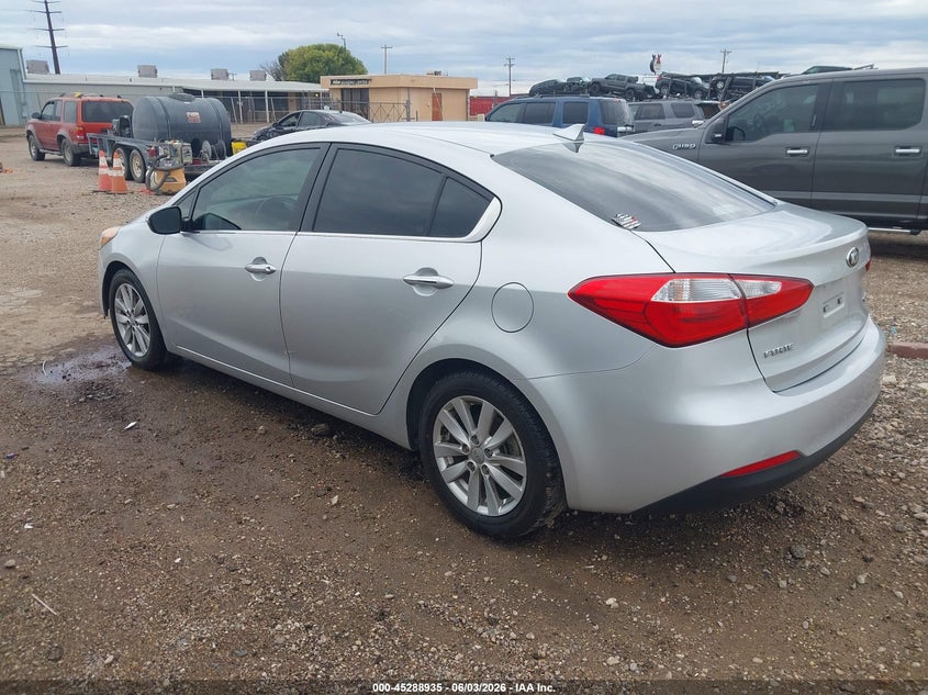 2015 KIA FORTE auction photo 3
