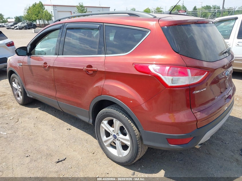 Vin: 1fmcu9gx5euc65310, lot: 45786820, ford escape se 20143
