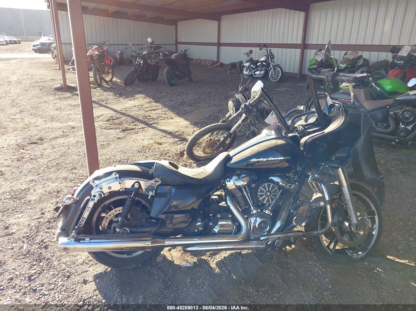 2017 Harley-Davidson Fltrxs Road Glide Special VIN: 1HD1KTC3XHB605549 Lot: 45289013