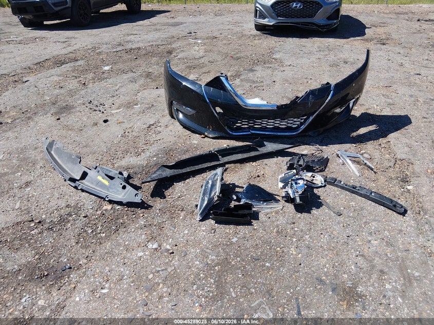 VIN 1N4AA6AP3HC395517 2017 NISSAN MAXIMA 3.5 PLATINUM