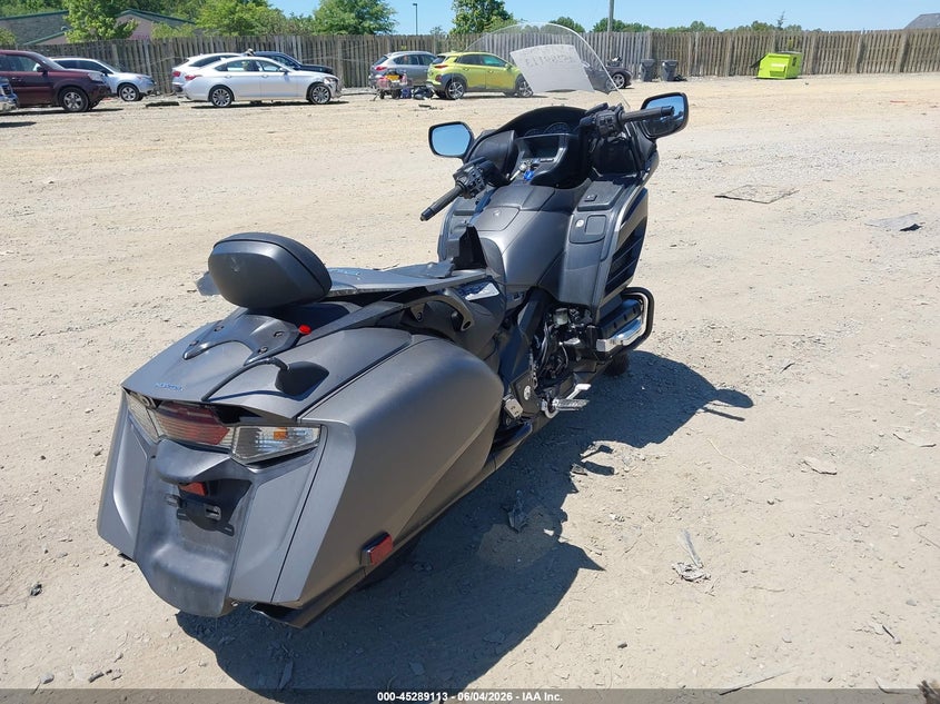 2015 HONDA GL1800 auction photo 4