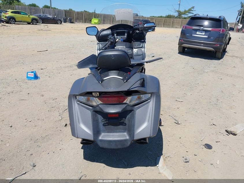 2015 HONDA GL1800 auction photo 6
