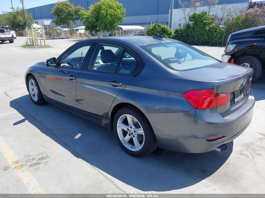 Vin: wba3c1c53df434883, lot: 45786981, bmw 328i 20133