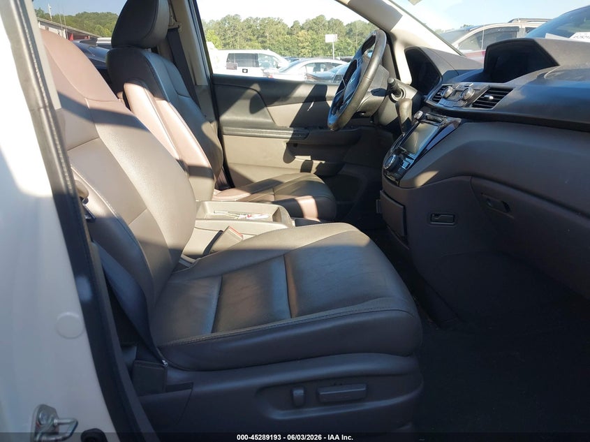 2016 HONDA ODYSSEY auction photo 5