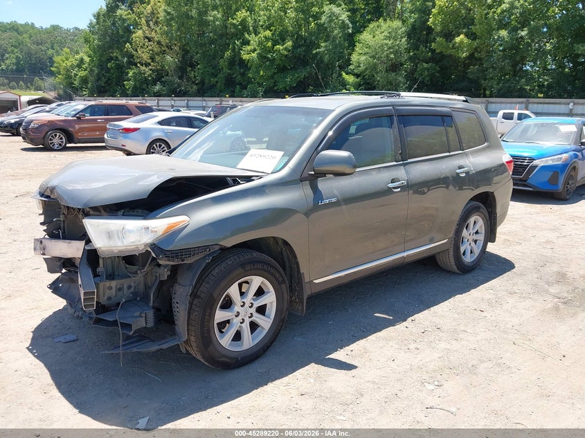 2013 TOYOTA HIGHLANDER auction photo 2