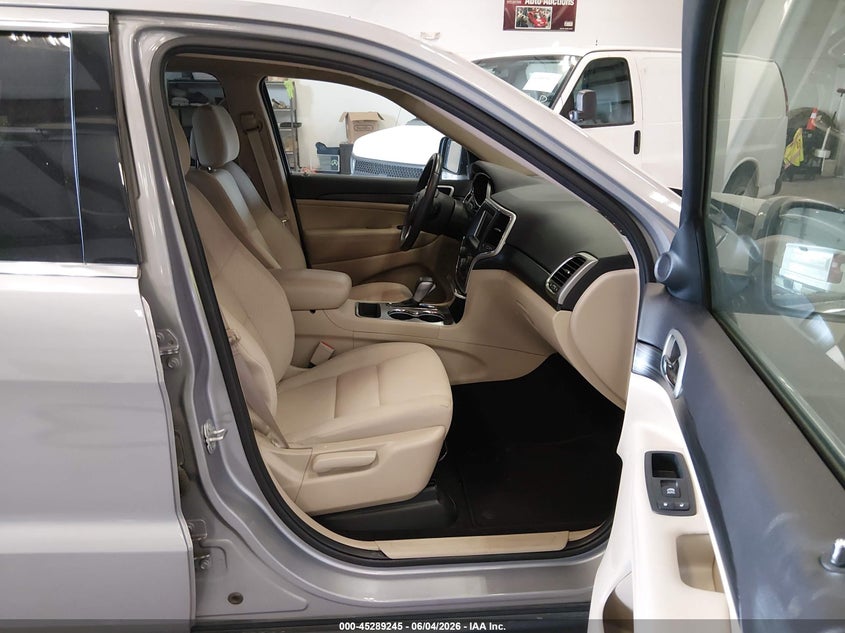 2019 JEEP GRAND CHEROKEE auction photo 5