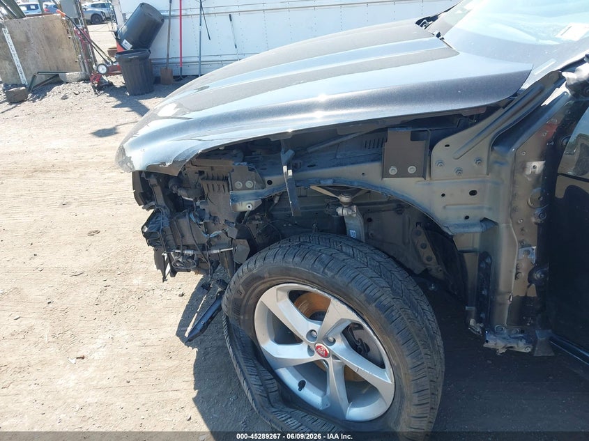 2023 JAGUAR F-PACE auction photo 6