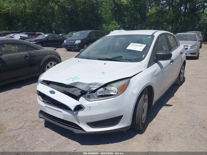 2015 Ford Focus S VIN: 1FADP3E22FL253682 Lot: 45289287