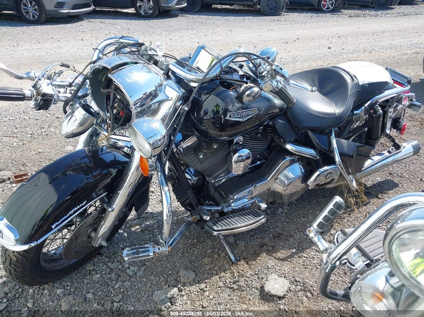 2004 HARLEY-DAVIDSON FLHRCI auction photo 2