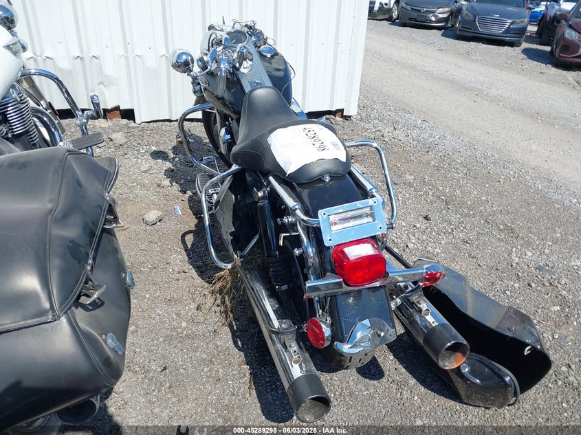 2004 HARLEY-DAVIDSON FLHRCI auction photo 3