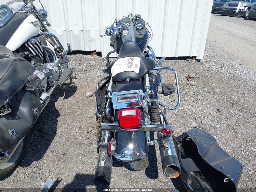 2004 HARLEY-DAVIDSON FLHRCI auction photo 6