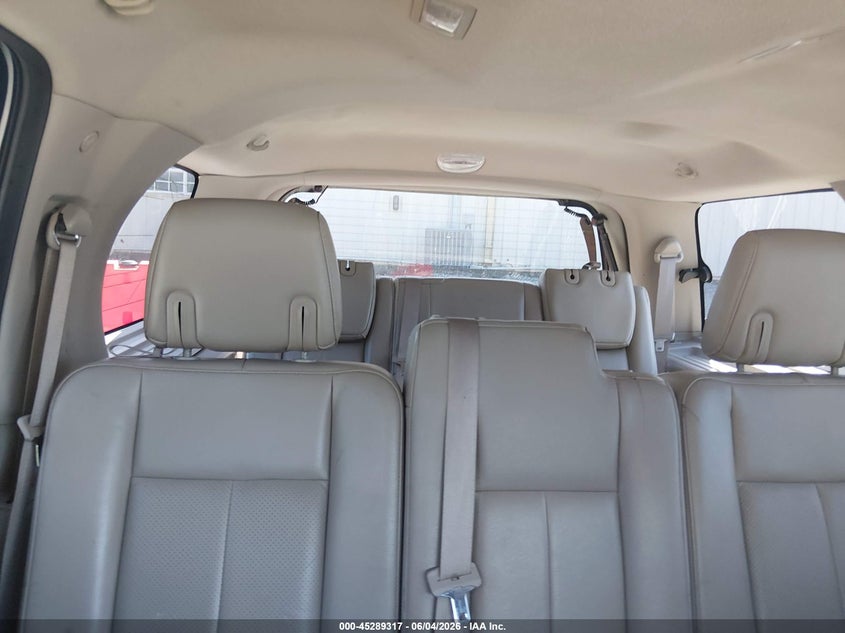 2010 Ford Expedition Limited VIN: 1FMJU1K53AEB08166 Lot: 45289317