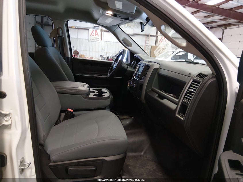2020 RAM 1500 CLASSIC auction photo 5