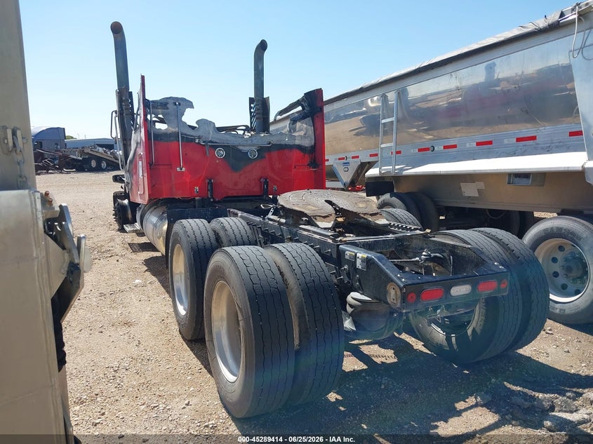 2018 PETERBILT 389 auction photo 3