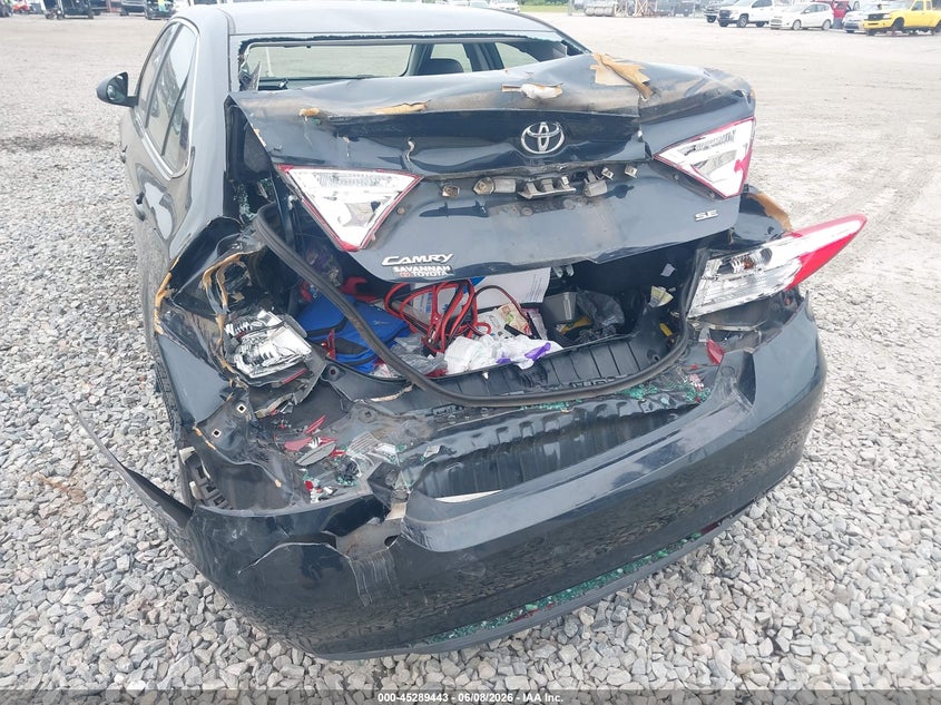 TOYOTA CAMRY - zdjęcie 6